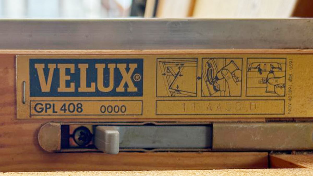 Typenschild Velux-Fenster